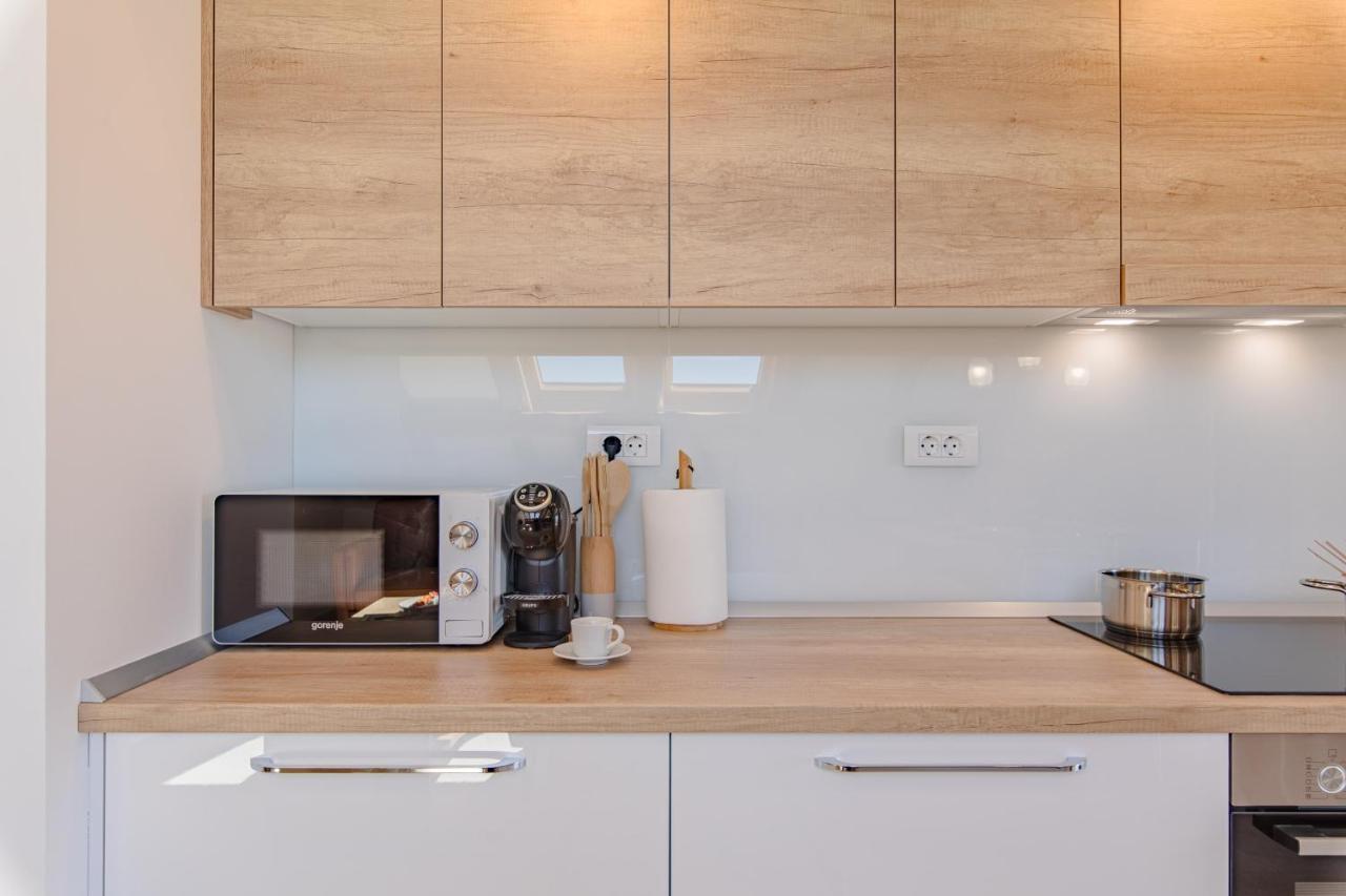 Angela Apartment สปลิท ภายนอก รูปภาพ